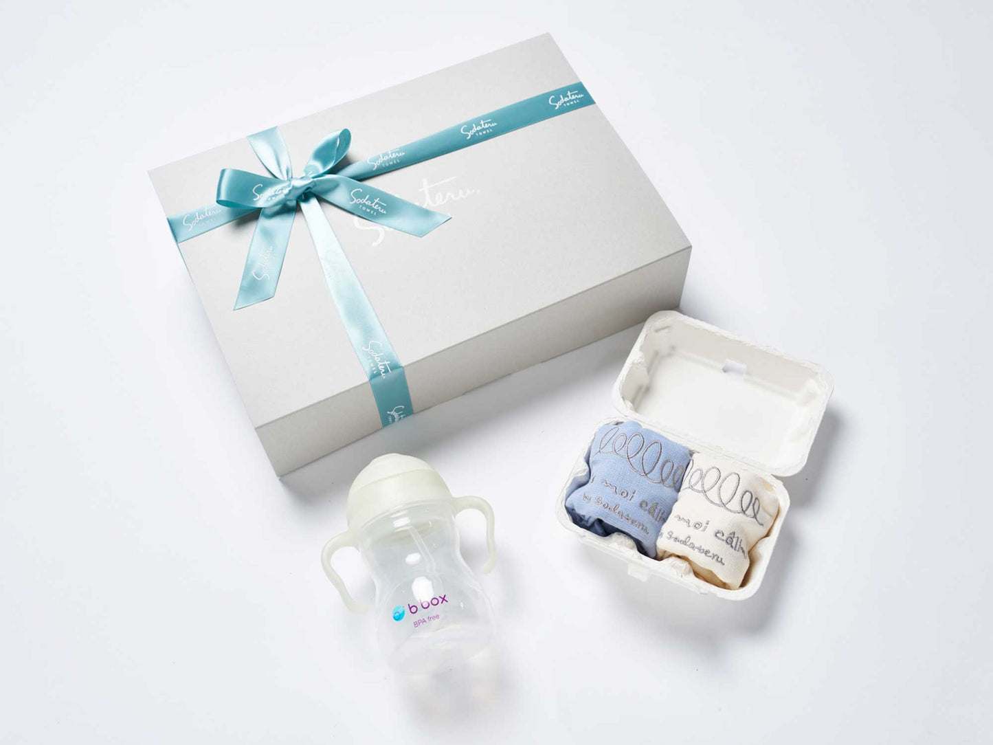 Fais moi calin!My first towel (スタイハンカチ2枚)+Sippy cup